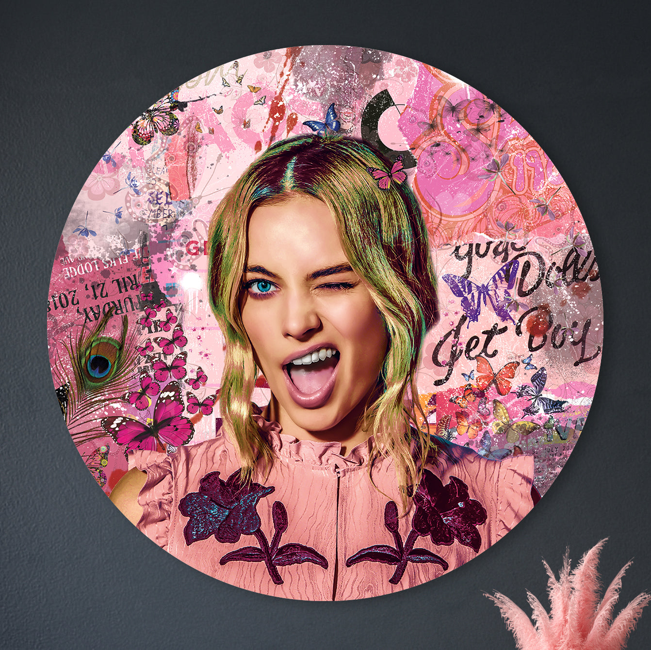 Margot Robbie - Rene Ladenius