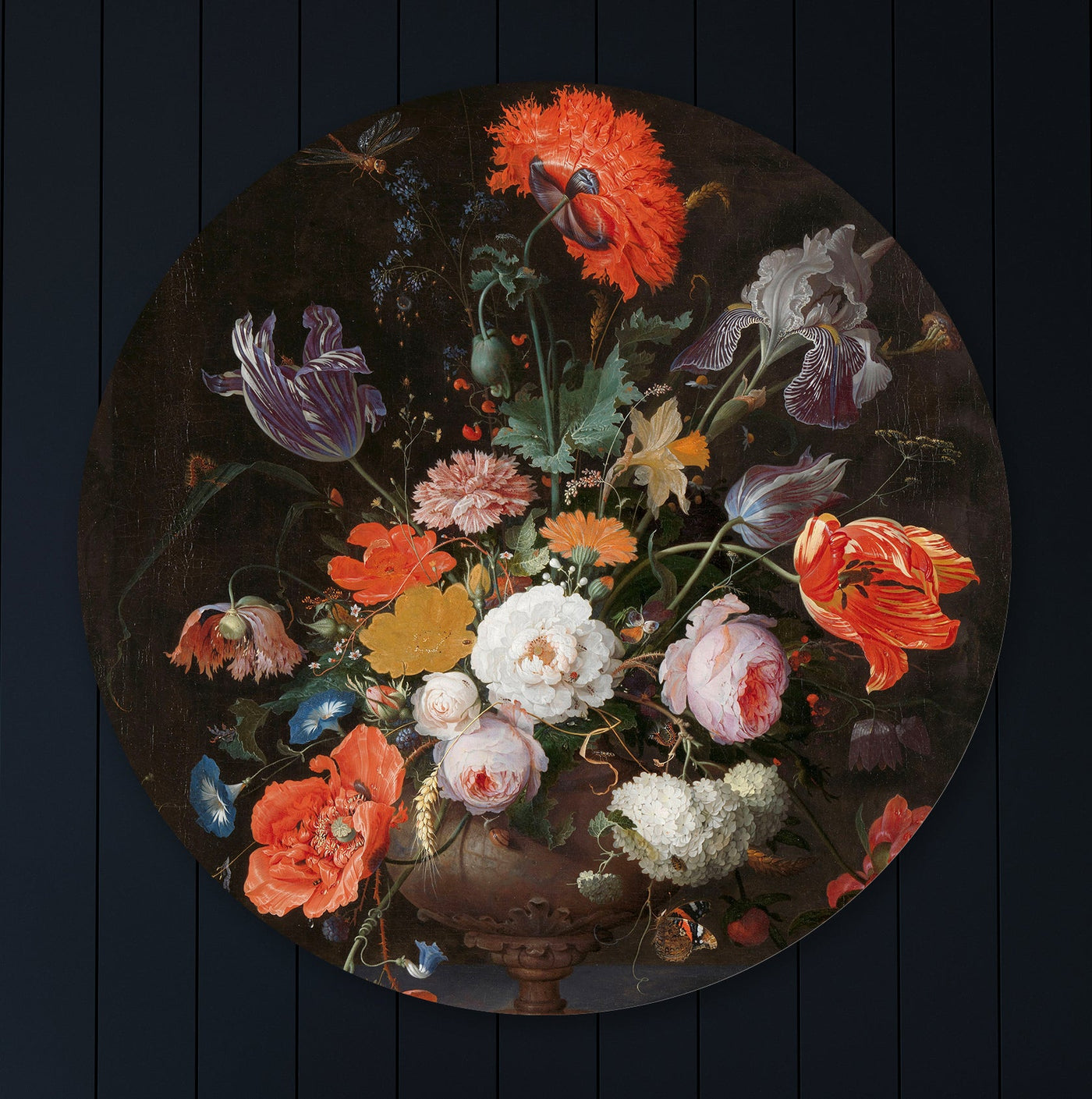 Nature morte avec des fleurs et une montre