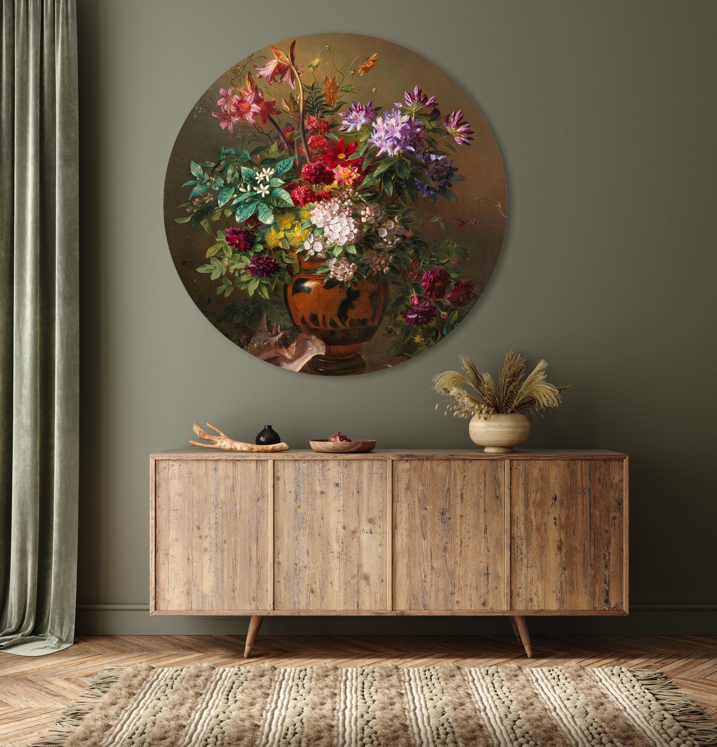 Nature morte avec des fleurs dans un vase grec