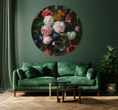 Nature morte avec des fleurs dans un vase en verre